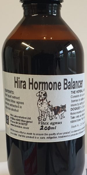 An amber bottle contains 200ml of Vitex agnus berries extract