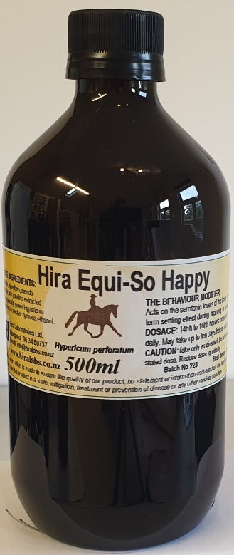 An amber bottle contains 500ml of St. John's Wort Flowers